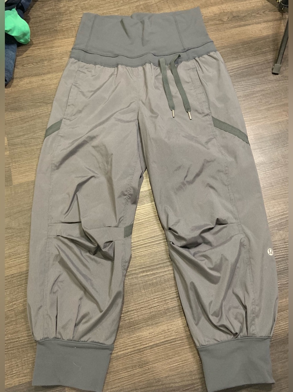 lululemon athletica Women’s Gray Athletic Jogger Pants